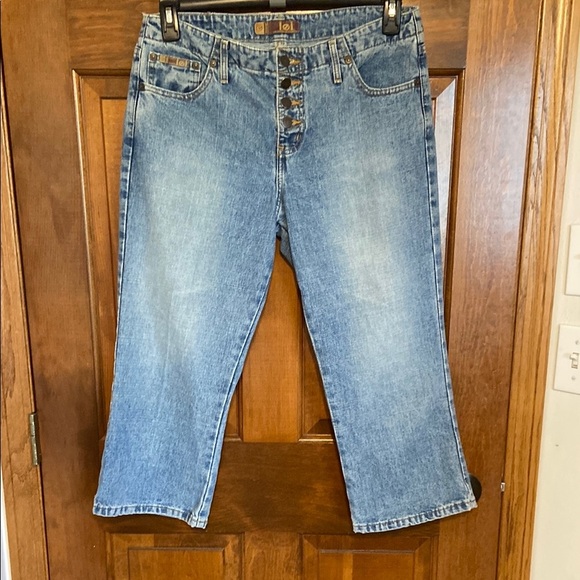 LEI Button Fly Mid Rise Flare Capri Jeans 100% Cotton Y2K Boho Size 13 - Picture 2 of 13